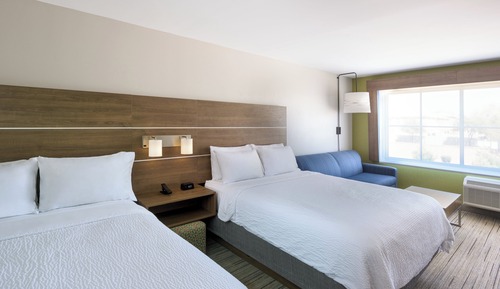 Suite, Multiple Beds