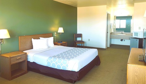 Standard Room, 1 Queen Bed, Non Smoking