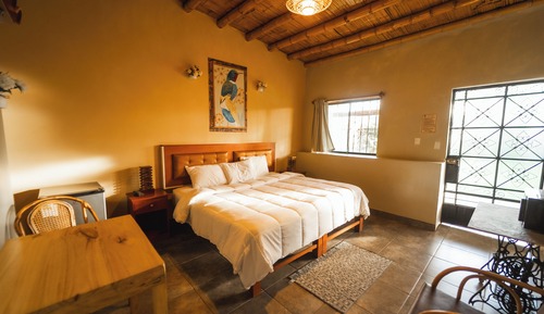 Romantic Cabin, 1 Queen Bed, Refrigerator & Microwave, Garden View