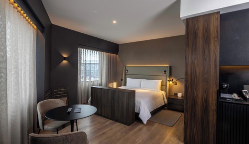 Suite, 1 King Bed with Sofa bed, Non Smoking