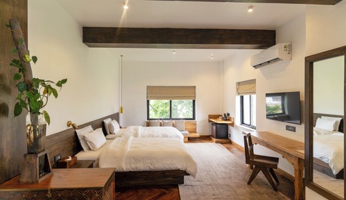 Signature Suite