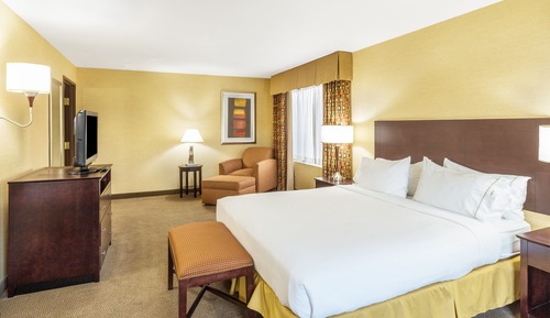 Standard Room, 1 King Bed