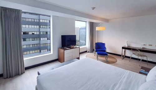 Studio Suite, 1 King Bed, Non Smoking