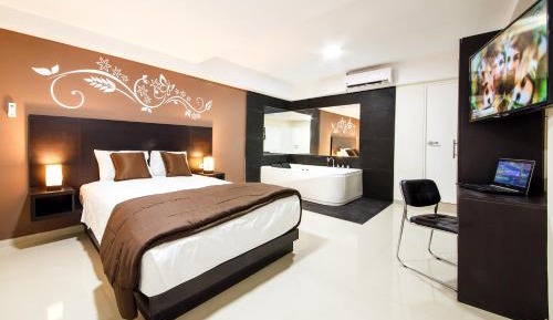 Standard Suite