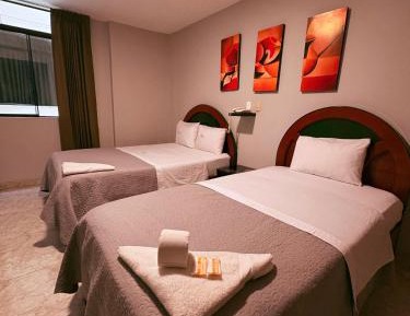 Deluxe Room (2 Adults + 1 Child)