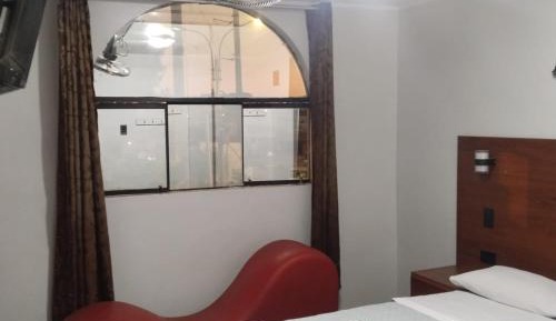 Standard Queen Room
