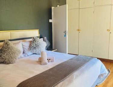 Deluxe Double Room with Bath