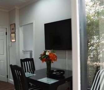 Executive Family Room