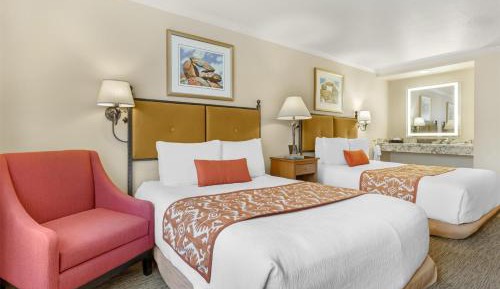 Queen Room with Two Queen Beds - Disability Access