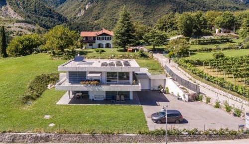 Two-Bedroom Apartment with Lake View