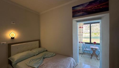 Quadruple Room with Lake View