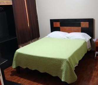 Deluxe Room (2 Adults + 1 Child)