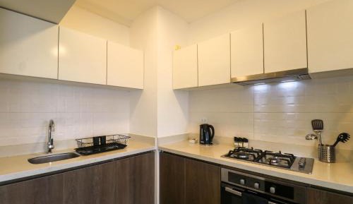 Two-Bedroom Deluxe Apartment with Balcony