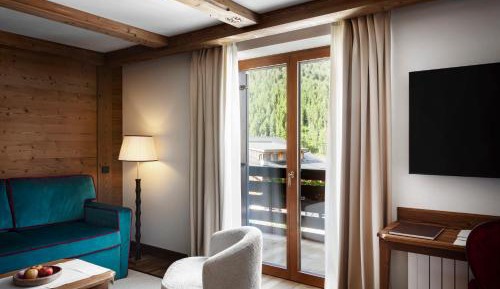 Deluxe Junior Suite