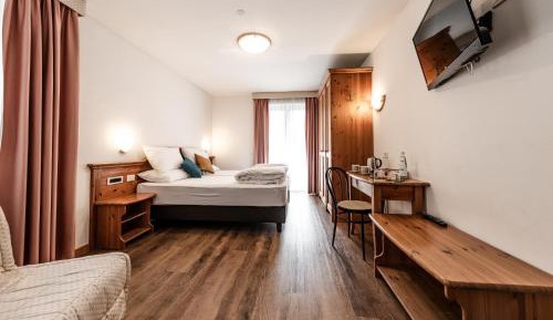 Triple Room with Terrace