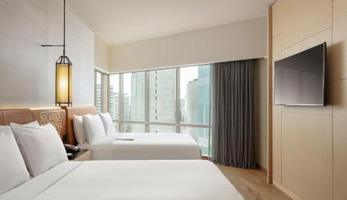 Executive Queen Room - Concierge Lounge Access