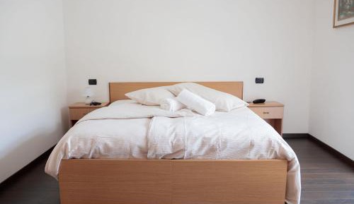 Large Double or Twin Room