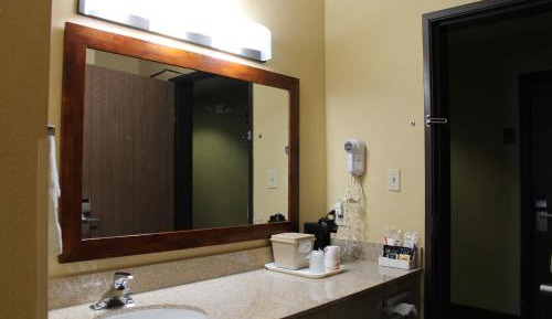 King Room - Non-Smoking