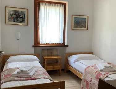 Apartment 4
