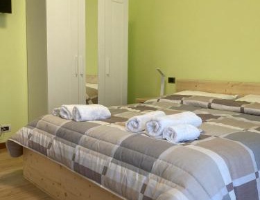 Quadruple Room with Private Bathroom