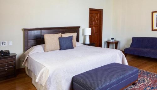 Junior Suite with Pool View