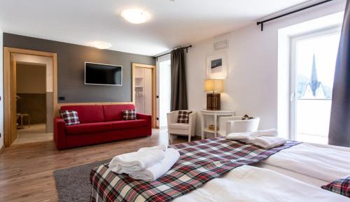 Premium Quadruple Room
