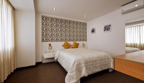 King Suite with Spa Bath