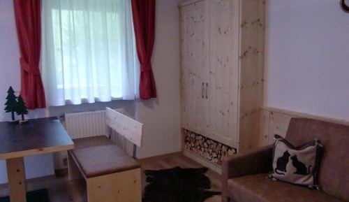 Double or Twin Room with Mountain View