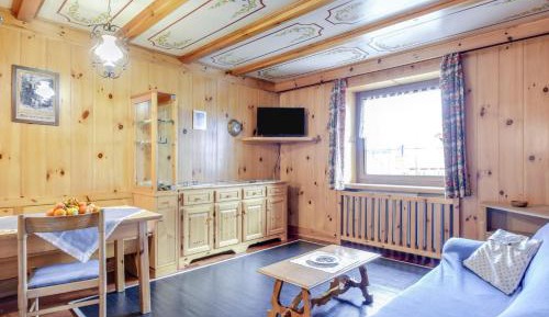 Three-Bedroom Superior Apartment