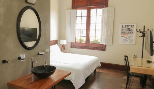 Queen Room