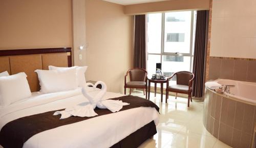 Suite with Spa Bath