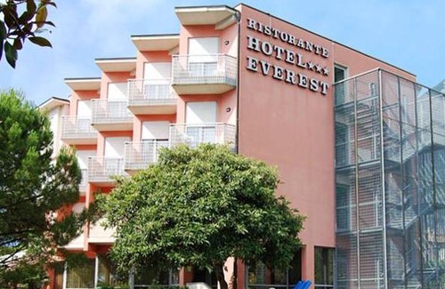 Bolognano-Vignole Hotel | Hotel Everest Arco