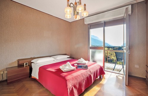 Bolognano-Vignole Apartment | Mass Home - Two Bedroom Apartment, Sleeps 6