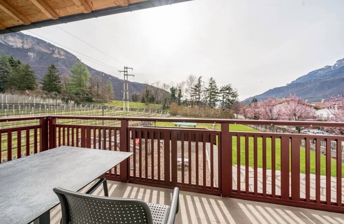 Terlano Apartment | Apartment 'Residence Egger Apt C' with Mountain View, Wi-Fi and Air Conditioning