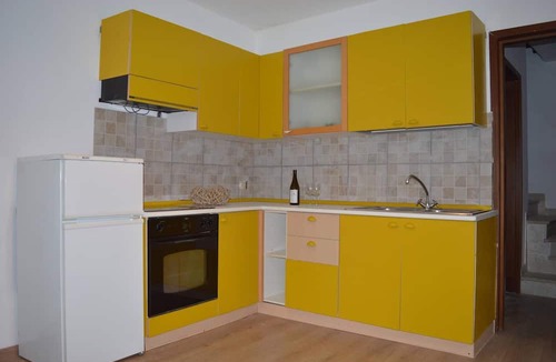 Canale di Tenno Apartment | Antica Dimora Del Gallo Nero - Appartamento Giallo